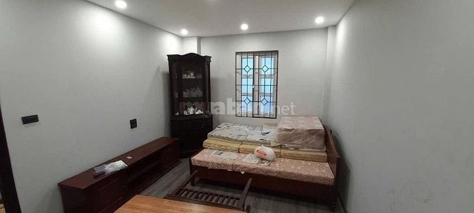 Chính chủ cho thuê nhà mặt ngõ Hàng Bột