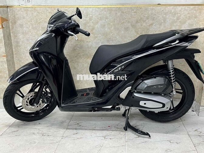 SH 160 mua tháng 5-2025 đen bóng 43AE-070.71
