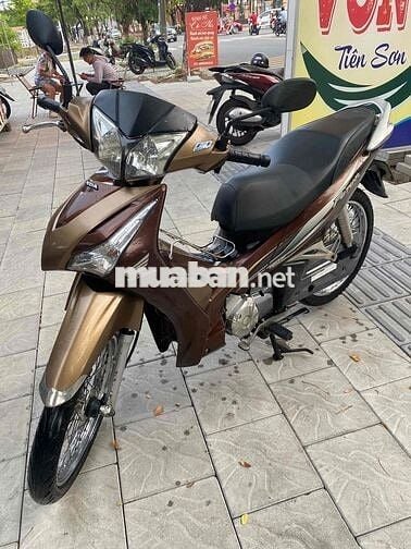 Future 125 fi 2015 nguyên rin.