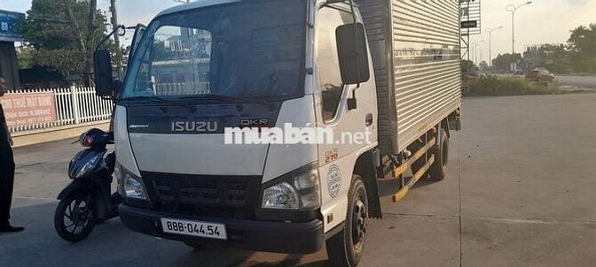 Isuzu QKR 2022 - 800000 km