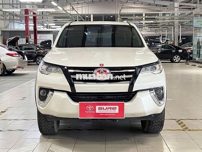 Fortuner 2019 2.7V AT - Máy xăng AT - Giá còn giảm