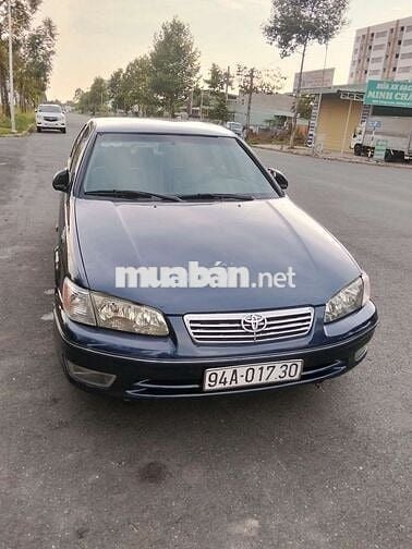 Bán xe 5 chỗ Camry đời 1999, kiểm mới