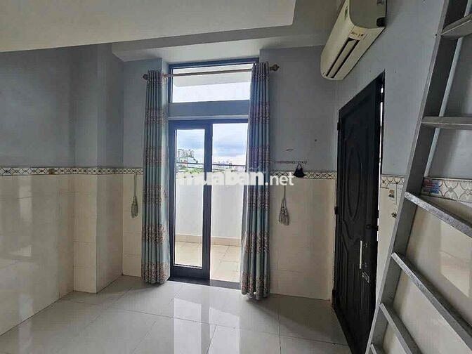 🏡CHO THUÊ PHÒNG TRỌ GÁC DUPLEX BAN CÔNG FULL NỘI THẤT CÁCH UEH 400M 🔥