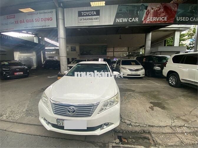 Toyota Camry 2014 2.0E - 135000 km