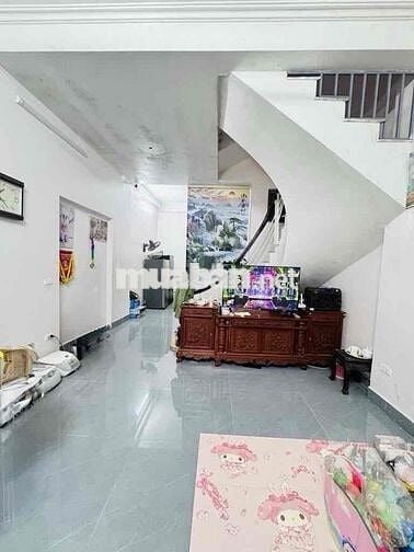 ĐỊNH CÔNG THƯỢNG 54m 5 tầng mặt tiền 4,8m giá10,5tỷ