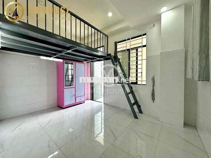 Cho Thuê Phòng Gác Ban Công To Đầy Đủ Nội Thất Gần ĐH Văn Hiến Tân Phú