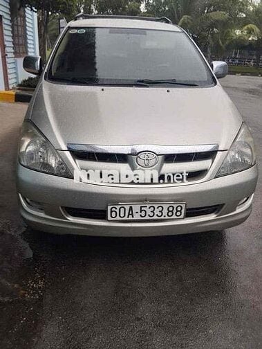 Toyota Innova 2006 G - 320000 km