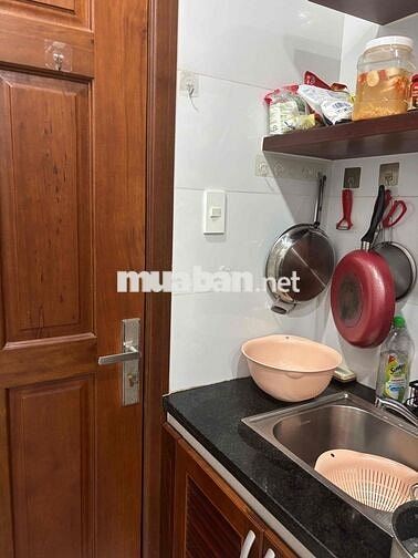 Cần sang nhượng hợp đồng căn hộ dịch vụ trong tháng 9 full nội thất