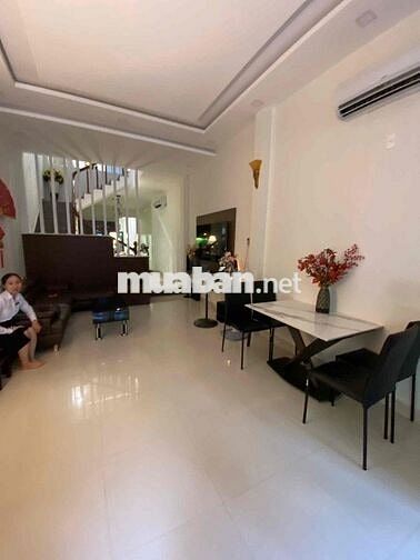 bán nhà 3 tầng Mt Nguyễn Đăng Đạo DT 94m2 chỉ 8ty4