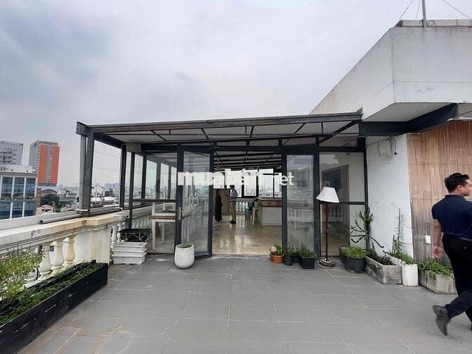 💎💎CHO THUÊ ROFFTOP TOÀ NHÀ AIR BnB - KHÁCH TÂY ĐÔNG- VIEW TRỌN SÀI GÒN