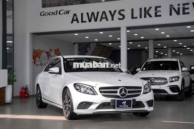 Mercedes Benz C200 2019 - 56789 km Bank 90%