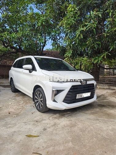 AVANZA Premio 2022 MT - 83000 km