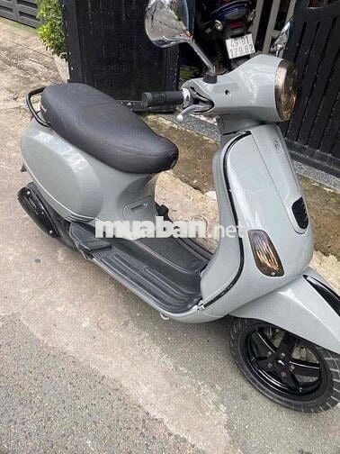 bán xe vespa  siêu rẻ . sinh viên hoặc nữ viên