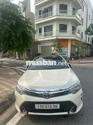 Toyota Camry 2018 2.5Q - 59899 km