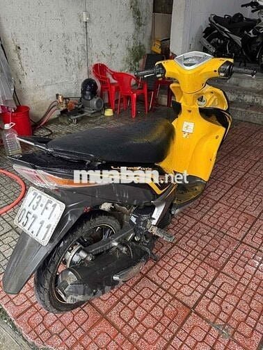cần bán xe luvias 2012