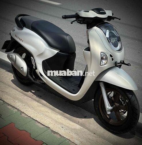 Scoopy 2025 odo mới 300 kilomet