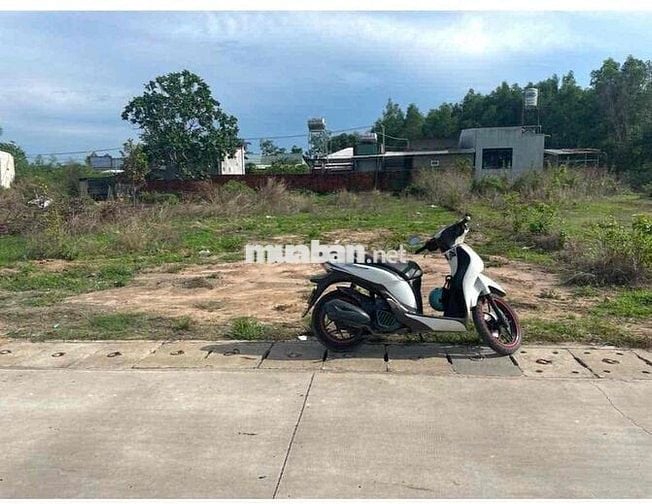 Cần bán gấp miếng đất trong tuând