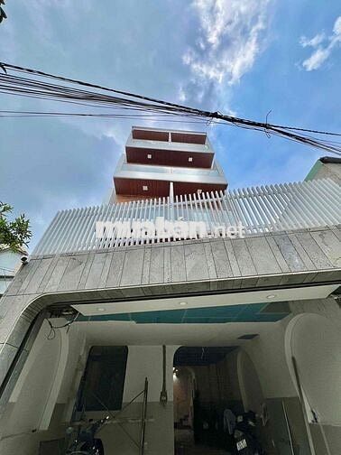 CHO THUÊ CĂN HỘ CAO CẤP FULL NỘI THẤT BAN CÔNG NGAY GIGAMALL