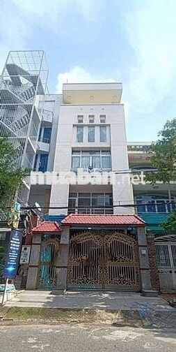Cho thuê nhà 4 tấm DT 6x20 có thang máy