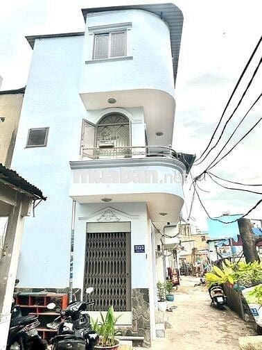 Nhà hẻm xe máy gồm 1 trệt 2 lầu đường Tân Kỳ Tân Quý