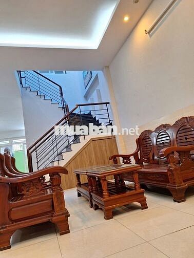 Cho thuê nhà full nội thất, gần BV Hạnh Phúc