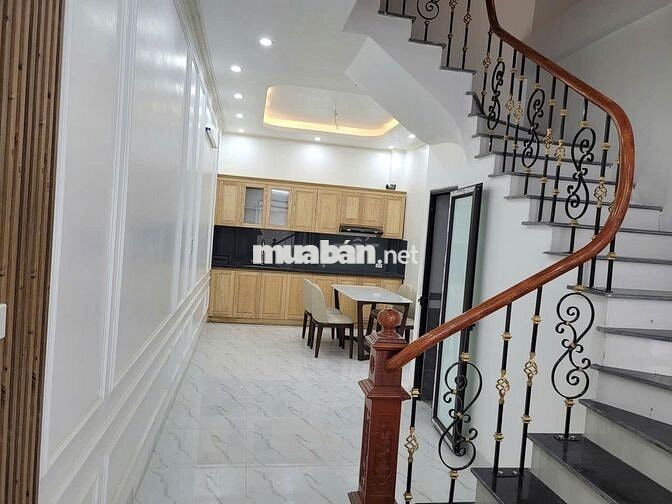 CHO THUÊ NHÀ Ở 5 TẦNG - MỚI - NỘI THẤT ĐẦY ĐỦ SẴN Ở - GIÁ RẺ 8.5 TRIỆU