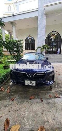 VinFast Lux A2.0 2022 A2.0 Tiêu chuẩn - 30000 km