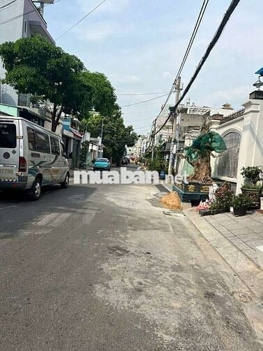Biệt thự mini 6,8m x 22m. 3 tầng Mặt tiền Đường Hiệp Thành 18