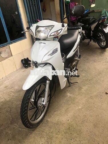 Bán 2 xe trong hinh. 21,5tr . 2 xe