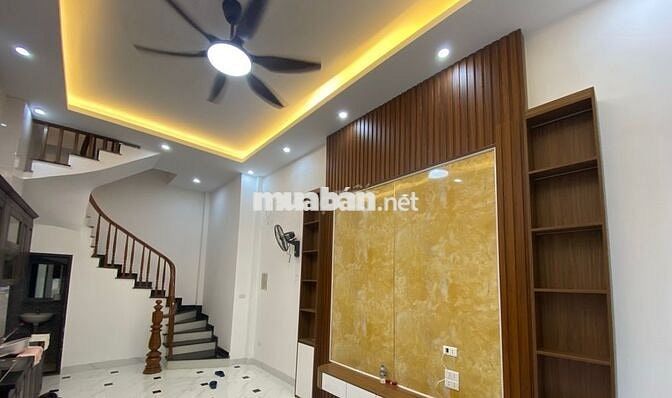 💎 Nhà đẹp Hoàng Mai – 5 tầng, 4PN, 7.8 tỷ, sổ đỏ sang tên ngay