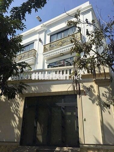 65m2 -3 Tầng -Ngay giao Lộ Võ Văn Kiệt - Hồ Ngọc Lãm