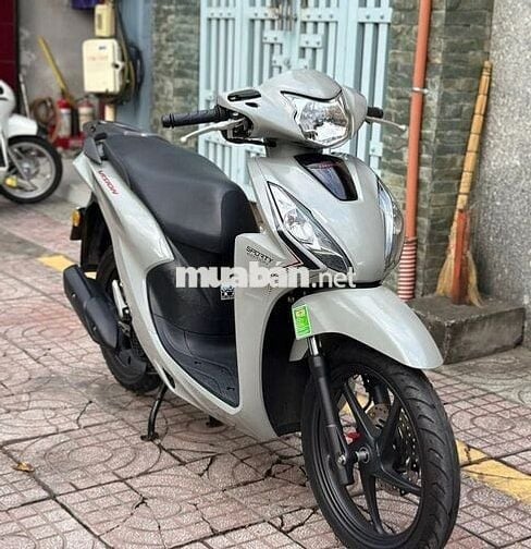 Vision bánh lớn 2023 màu xám xi măng BSTP 9 Chủ