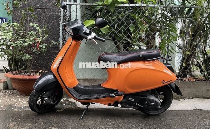 Bán Vespa sang trọng quý phái mà giá chỉ Vision