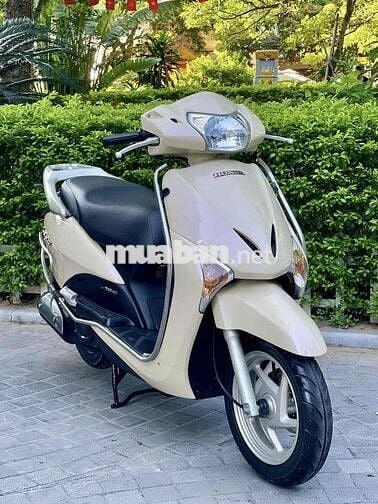 Honda Lead màu vàng be chính chủ sử dụng !