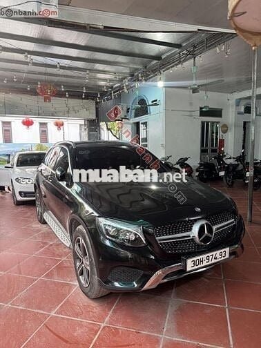 glc 250 2016 mới di hơn 9 van , xe rất mới