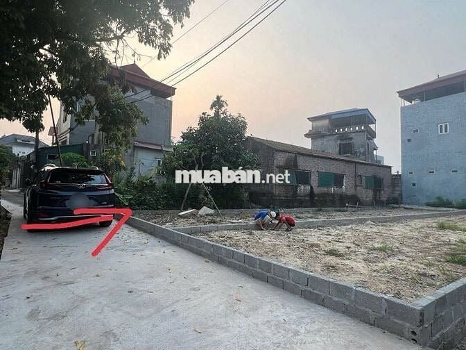 Bán 128m Kim Ngưu . Tân Tiến, Văn Giang. Đường otto.