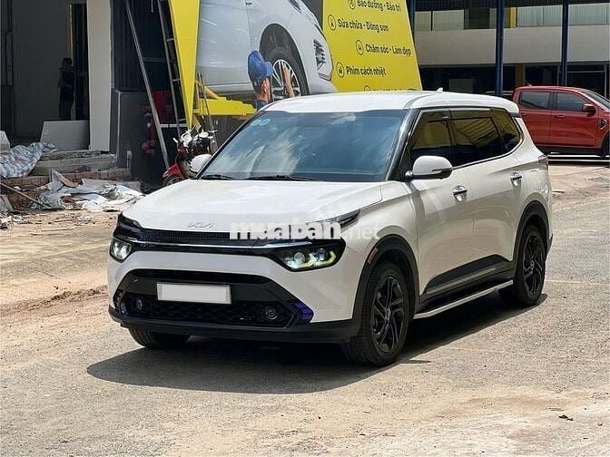 Kia Carens 2023 1.5G IVT - 32000 km nhiều option