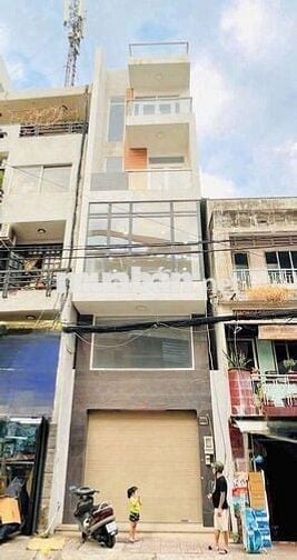 Nguyên căn MT cực đẹp Hồ Bá Kiện, 3 lầu thang máy 6PN giá tốt