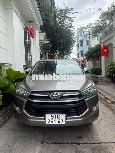 Toyota Innova 2017 2.0E - 112000 km