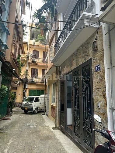Chính chủ bán nhà 5 tầng phố Nguyễn Khang, ngõ ôtô đỗ cửa