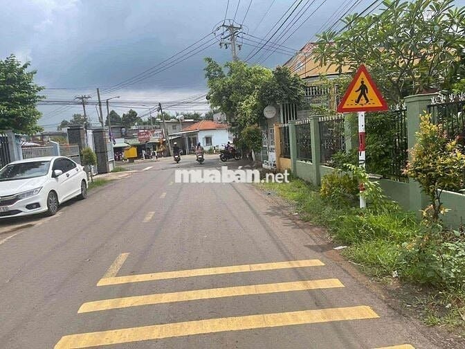 Bán 1788m2 đất hồng có sẵn 300m thổ. View núi Chứa Chan,Xuân Lộc,Đ Nai