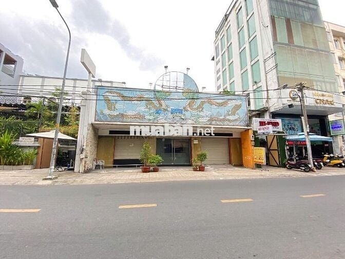 MẶT TIÊN LỚN 13MX23M SÀN 300M2 CHỈ 130 TRIỆU NGUYỄN TRÃI - NGÔ QUYỀN