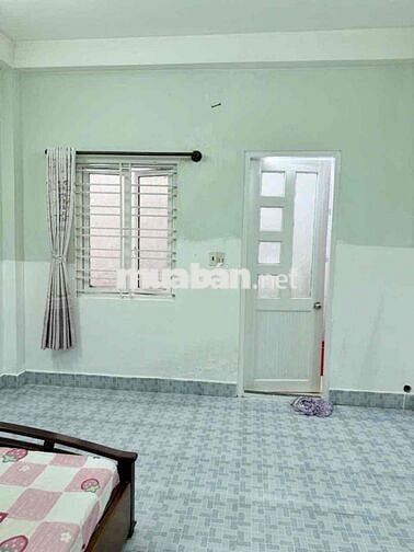 Phòng trọ hẻm đường Quang Trung sát chợ Phạm Văn Bạch