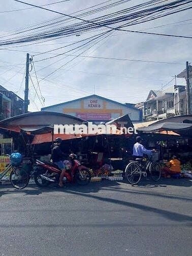 🏡Bán nhà GẦN CHỢ KINH 8 – Vị trí đắc địa, kinh doanh siêu lời! GIÁ TỐT