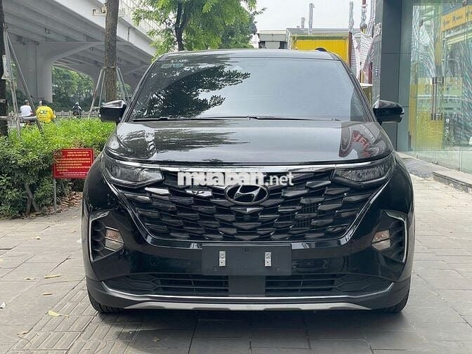 Hyundai Custin 2023 2.0 Cao cấp Màu Đen - 22200 km