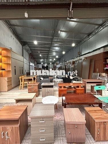 Chính chủ cần bán nhà 1021 mặt phố Ngô Gia Tự Long Biên , giá 85ty