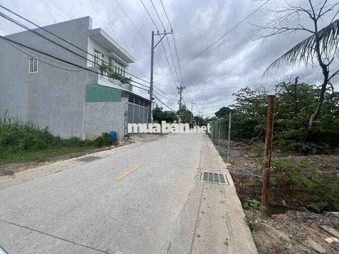 ĐẤT NÊN FULL THỔ CƯ KHU DÂN CƯ HIỆN HƯU CHỈ 850 TRIỆU
