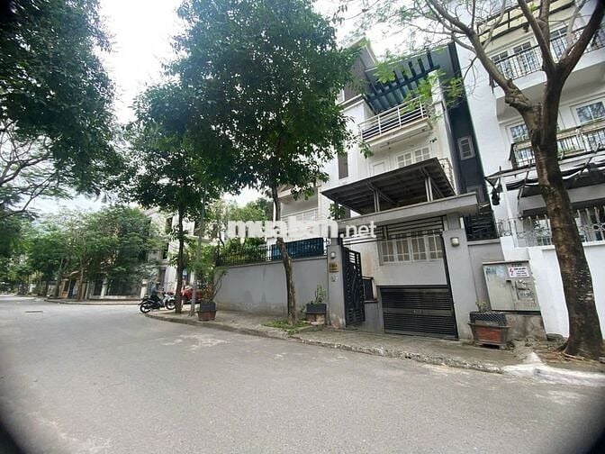 BT KĐT Mới Phùng Khoang - Lương Thế Vinh, 210m2 đất, 4Tầng, Lô góc.