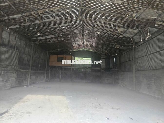 CHO THUÊ KHO XƯỞNG ĐƯỜNG CONTAINER P TÂY THẠNH TÂN PHÚ DT 400m2.