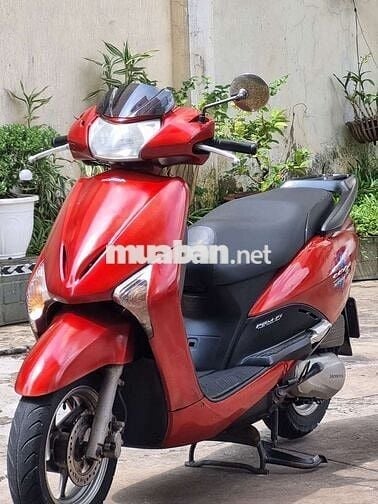 Honda Lead nhập Fi. xe nhà sử dụng